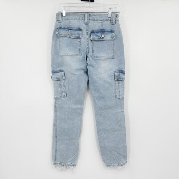 Kancan Estilo Cargo Jeans Cropped Raw Hem Light Wash Utility Womens Size 24 - Picture 8 of 10